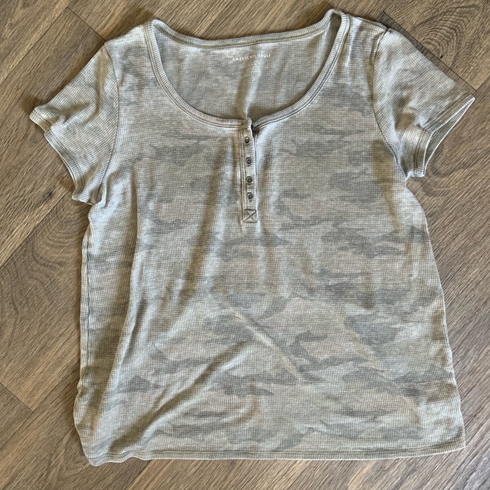 American Eagle Shirt